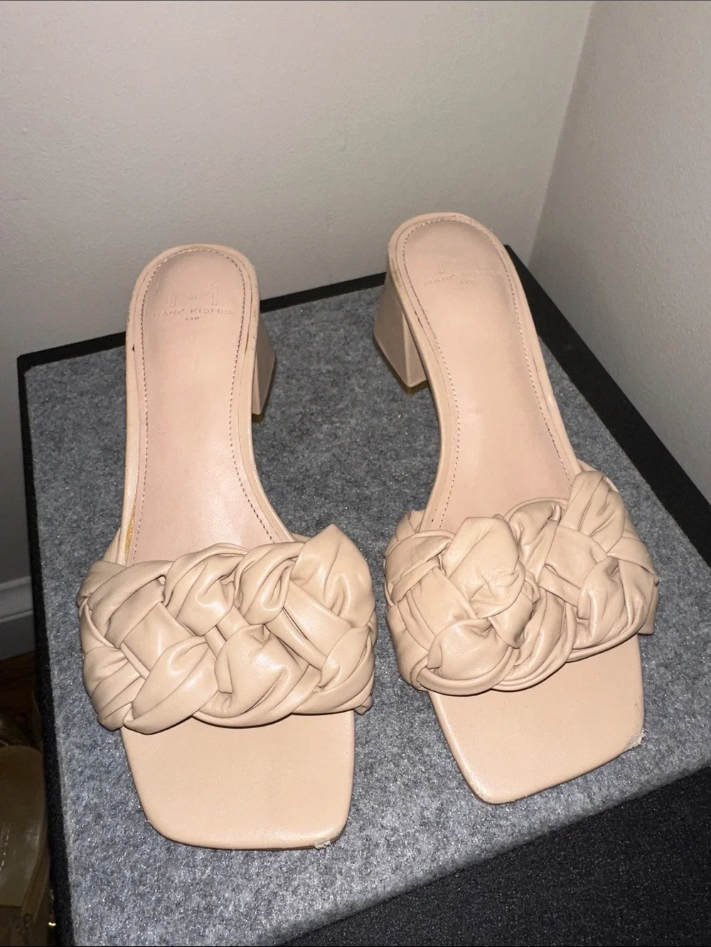 Marc Fisher Cerita sandals size 6.5